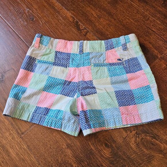 Vineyard Vines Patchwork Whale Tail Shorts - Picture 7 of 10